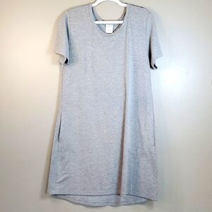 Serra comfy sweatshirt dress. Short sleeve and pockets, gray, size Large